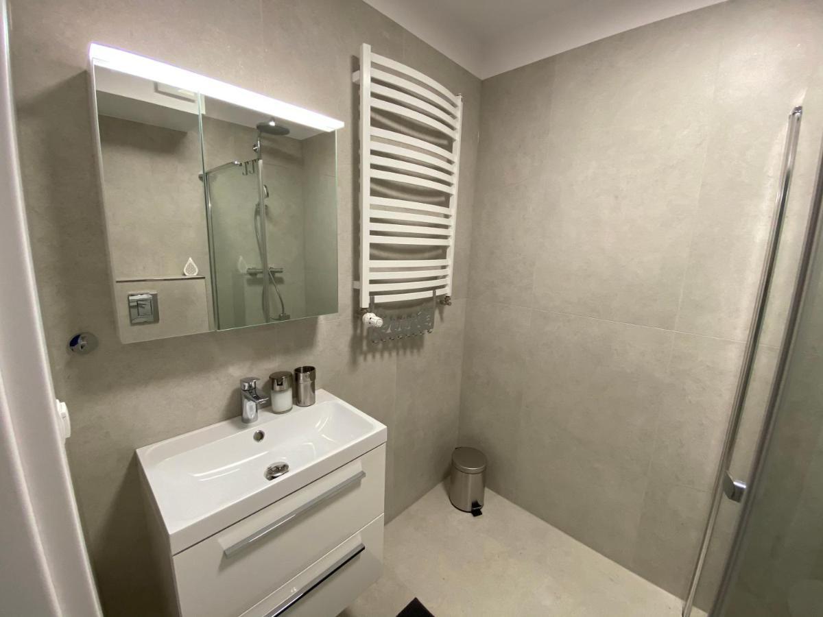 Rodzinny Apartament Platany Centrum コウォブジェク エクステリア 写真
